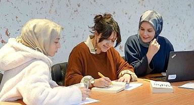 TÜRGEV'in YKS 2025 zaferi: Kartal'dan 11 öğrenci ilk 1000'de, Silopi'den 3 derece
