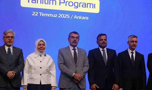 Turkcell Genel Müdürü Koç: "Kritik teknolojilerde tam bağımsızlığı sağlamak için var gücümüzle çalışıyoruz"