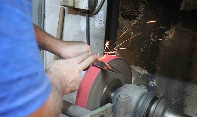 Türkiye'nin ilk ve tek üniversiteli bıçakçıları sahaya iniyor