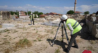 Tyana Antik Kenti'nde bin 500 yıllık vaftizhane gün yüzüne çıkıyor