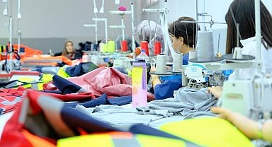 Ücretli çalışan sayısı yıllık yüzde 1,2 arttı