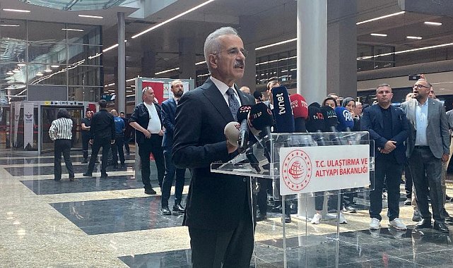 Ulaştırma ve Altyapı Bakanı Uraloğlu: "Bu tren, birliği, dirliği, vatan sevgisini ve millet iradesini taşıyacak"