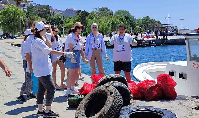 Uluslararası gönüllüler Sinop'u temizledi