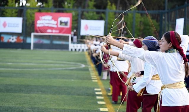 Ümraniye'de okçuluk kurslarıyla kültürel miras yaşatılıyor
