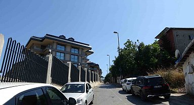 Üsküdar'da mahalleliden belediyeye tepki: "Sorunlar çözülmüyor, talepler göz ardı ediliyor"