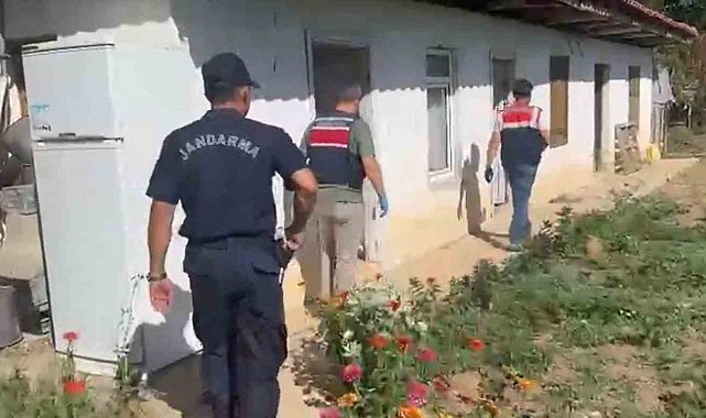 Uyuşturucu madde üreten zahir taciri yakalandı