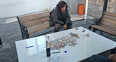Üzerinden 20 bin lira çıkan dilenci sınır dışı edildi