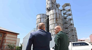 Vali Koç, Ağrı'da kurum ziyaretlerinde bulundu