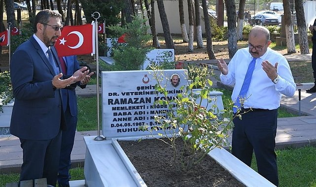 Vali Ustaoğlu'ndan 15 Temmuz şehidinin ailesine ziyaret