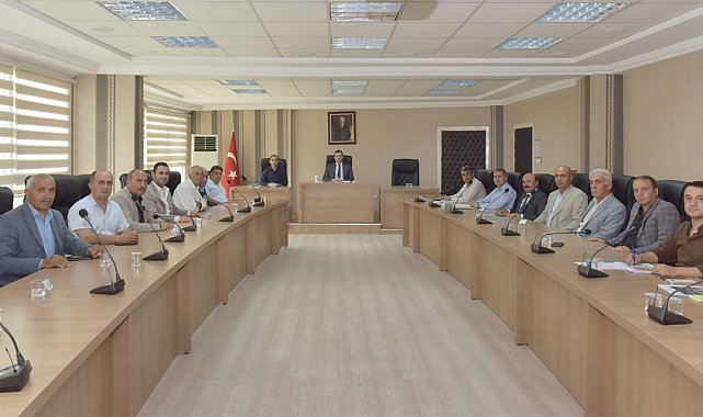 Vali Yardımcısı Zor, köy muhtarlarıyla bir araya geldi