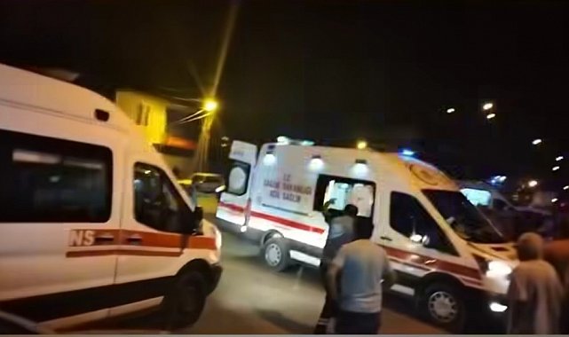 Van'da üç araç çarpıştı: 5 yaralı