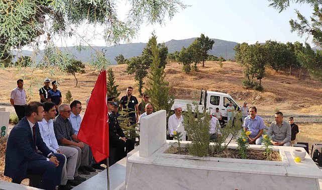 Vatandaşlar 15 Temmuz'da tek yumruk oldu