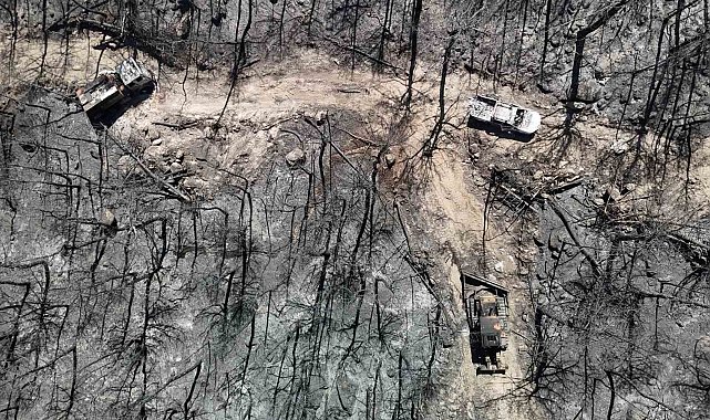 Yangında 10 görevlinin şehit olduğu alandaki araçlar çekiliyor