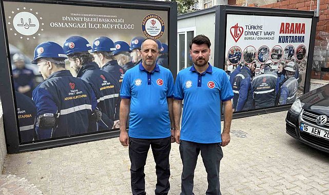 Yangınla mücadele arasında araç üzerinde namazını kılan kahramanlar İHA'ya konuştu