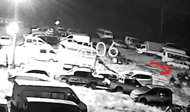 Yediemin otoparkından motosiklet hırsızlığı güvenlik kamerasında