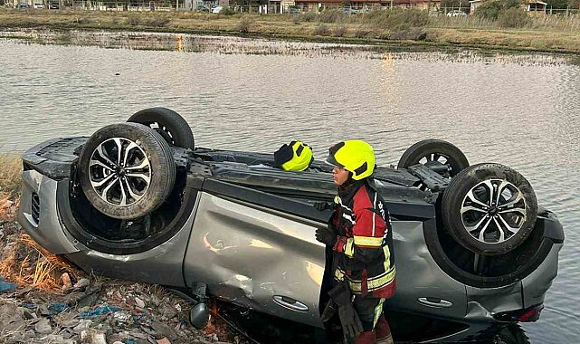 Yol dışına savrulan otomobil takla attı, sürücü kayıp