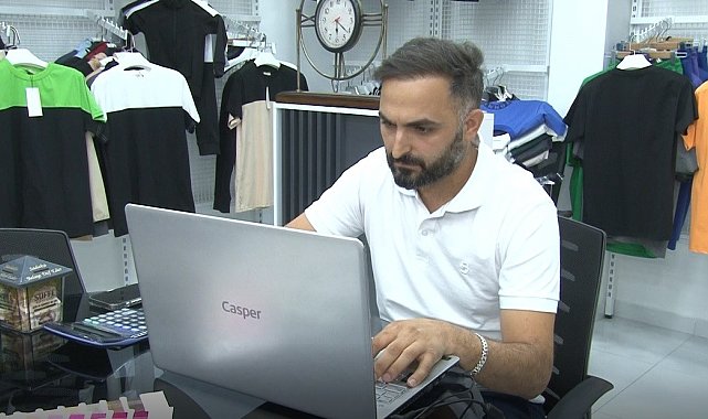Zeytinburnu'nda esnaf, İsrail'e satmak için ürün almak isteyen müşteriyi geri çevirdi