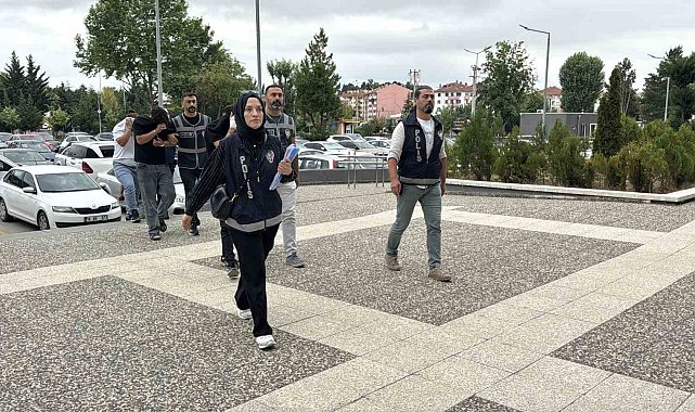 200 bin liralık alkol çaldılar: "Hepsini içtik"