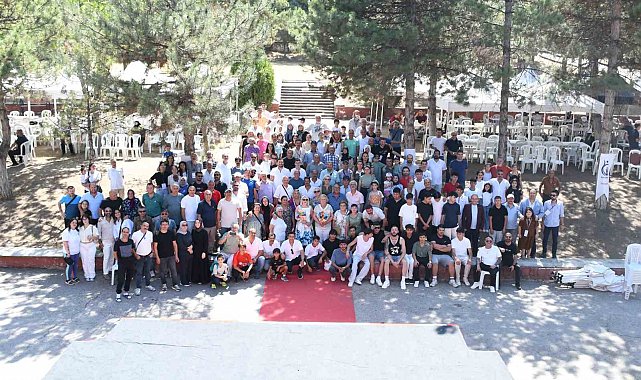 3 yaşındayken verildiği yurda tekrar gelen NATO mühendisi duygulandı