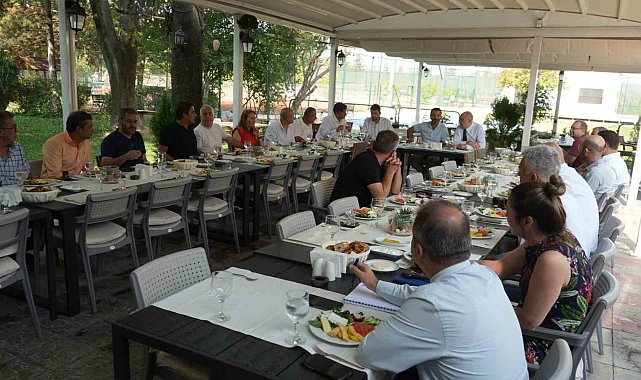 'Fikir Sofrası Buluşmaları' tüm hızıyla devam ediyor