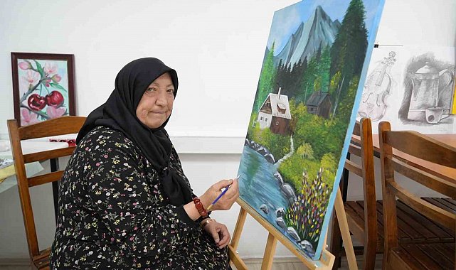 65 yaşında resim yeteneğini keşfetti