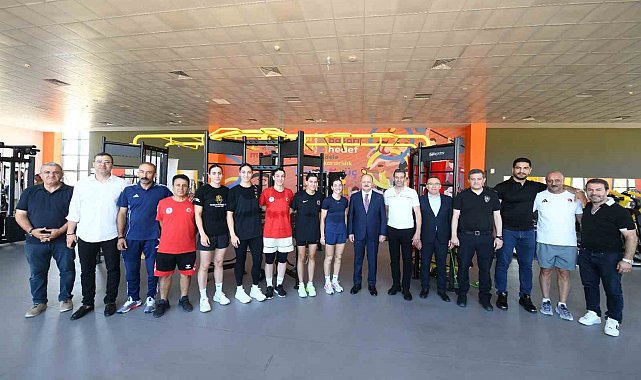 A Milli Takımlar, Dünya Şampiyonası öncesi uluslararası ortak kamplarda