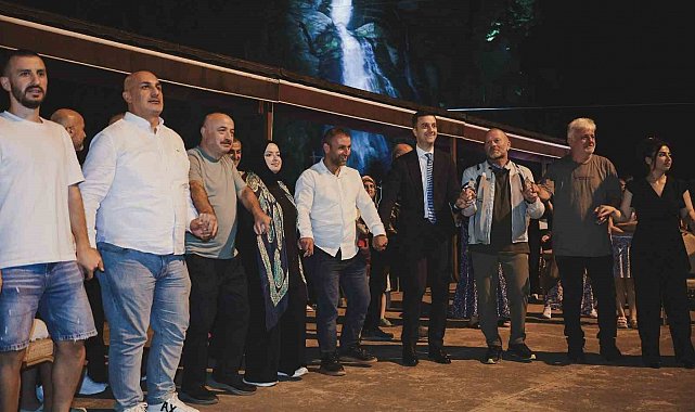 Ağaran Şelalesi'nde sanat rüzgarı esti