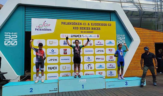 Akhisarlı bisikletçiler Türkiye Şampiyonasında göz doldurdu