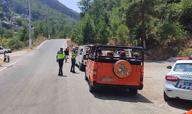 Alanya'da safari araçlarına yönelik denetimlerde 19 araca ceza kesildi