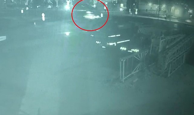 Alkollü sürücünün 2 kız kardeşi hayattan kopardığı kaza anı kamerada