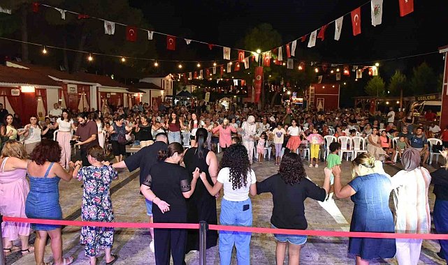 Anadolu'nun renkleri Kepez Uluslararası Kültür Festivali'nde