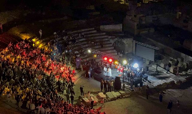 Antik kentte 30 Ağustos konseri büyük ilgi gördü