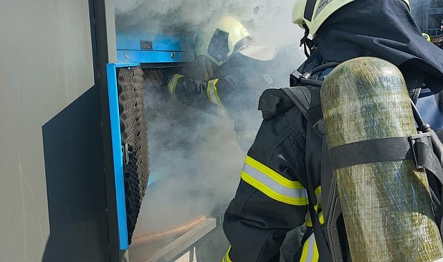 Arızalanan jeneratördeı çıkan duman itfaiyeyi alarma geçirdi