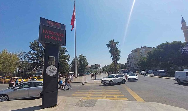 Aydın'da hissedilen sıcaklık 50 dereceye yaklaştı