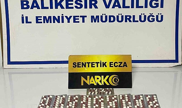 Ayvalık'ta narkotik polisleri 265 adet uyuşturucu hap ele geçirdi