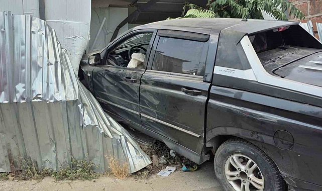 Bağcılar'da yaşanan kazada faciadan dönüldü: O anlar kamerada