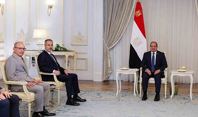 Bakan Fidan, Mısır Cumhurbaşkanı Sisi tarafından kabul edildi