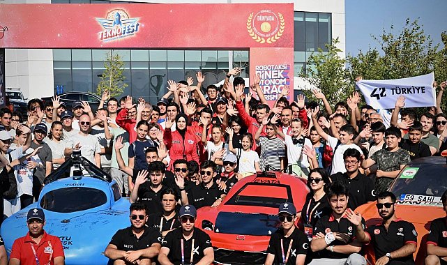 Bakan Kacır'dan TEKNOFEST'e 7'den 77'ye davet: "Bu yıl yeni rakamları TEKNOFEST kuşağıyla birlikte kıracağız"