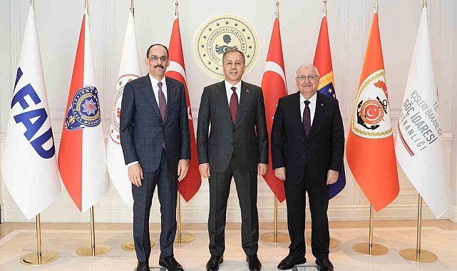 Bakan Yerlikaya, Milli Dayanışma, Kardeşlik ve Demokrasi Komisyonu toplantısına katıldı