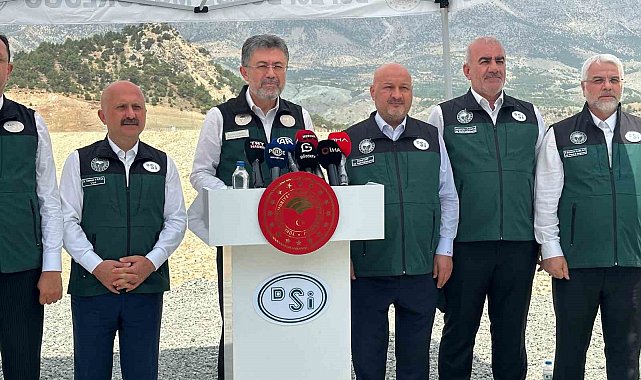 Bakan Yumaklı: "Türkiye olarak su stresi çeken ülkeler kategorisindeyiz"