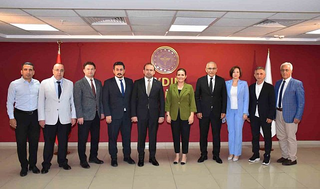 Bakanlık heyeti Aydın'daki sağlık yatırımlarını inceledi