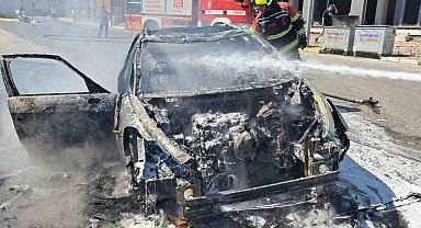 Balıkesir'de araç yangını panik oluşturdu