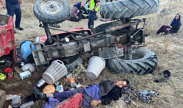Balıkesir'in Sındırgı ilçesinde traktör faciası: 1 ölü, 4 yaralı