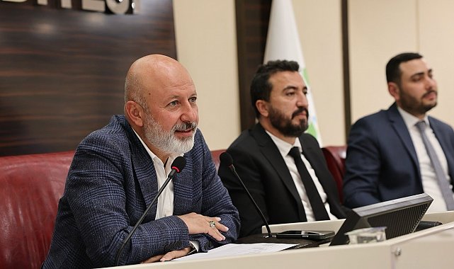 Başkan Çolakbayrakdar: "Hızla büyüyen ilçemize yatırım yapan, kazançlı çıkacak"
