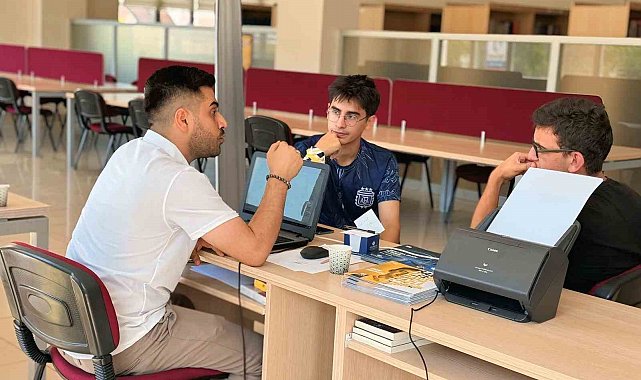 Başkan Özdoğan: "Gençlerimizin en doğru tercihi yapması için yanlarındayız"