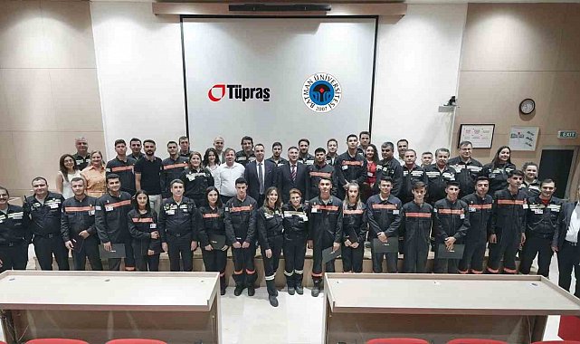 Batman Üniversitesi ve Tüpraş iş birliğiyle gerçekleştirilen Temel Rafinericilik Staj Programı tamamlandı