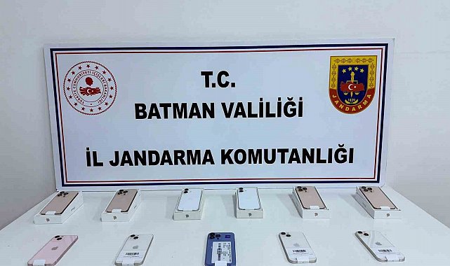 Batman'da takibe alınan şahsın üzerinde bir milyon değerinde kaçak cep telefonu ele geçirildi