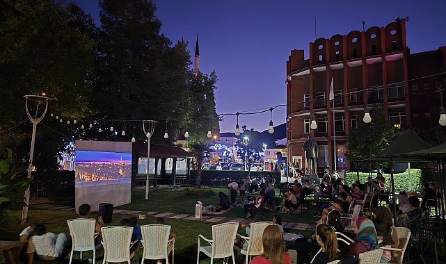Bayırköy'de açık hava sinema geceleri devam ediyor