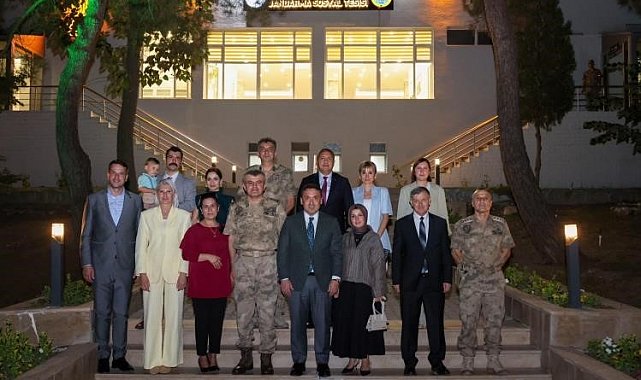 Bilecik'te komutanlara veda yemeği düzenlendi