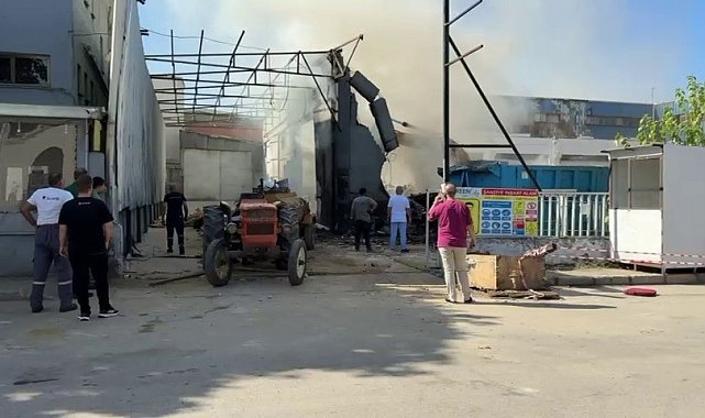Bir kıvılcım yıkımı süren fabrikayı küle çevirdi